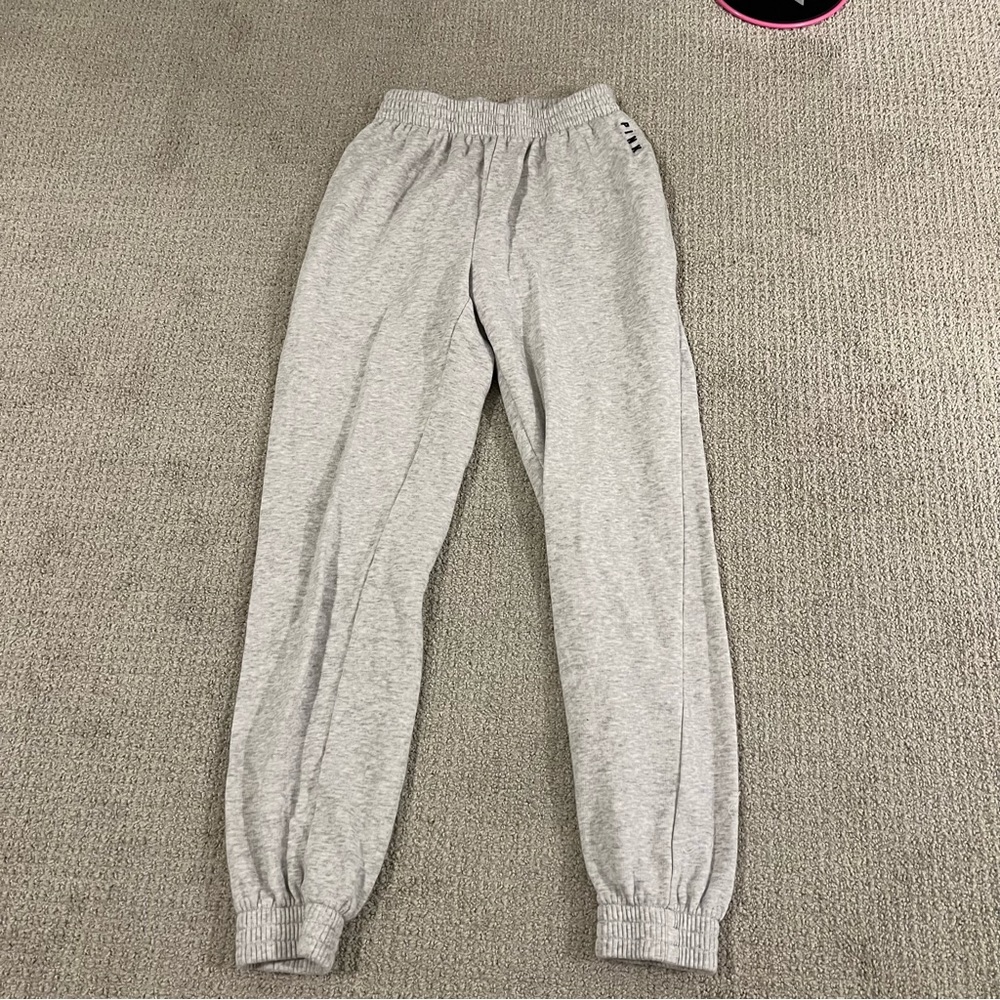 VS PINK grey sweatpants with pockets